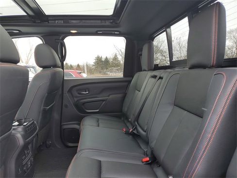 Used 2024 Nissan Titan PRO-4X w/ Pro-4x Convenience Package image 9