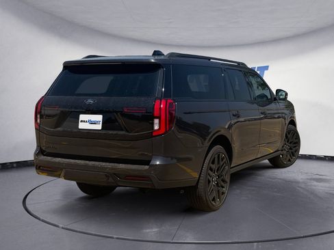 Used 2026 Ford Expedition Max Platinum w/ Stealth Performance Package AWD/4WD image 5