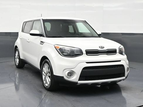 Used 2019 Kia Soul + FWD image 7