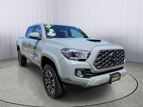 Used 2023 Toyota Tacoma TRD Sport w/ TRD Premium Sport Package AWD/4WD image 1
