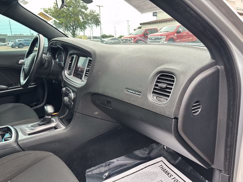 Used 2023 Dodge Charger SXT RWD image 25
