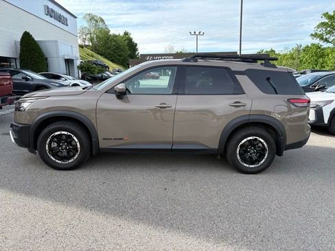 Certified 2024 Nissan Pathfinder Rock Creek AWD/4WD image 2