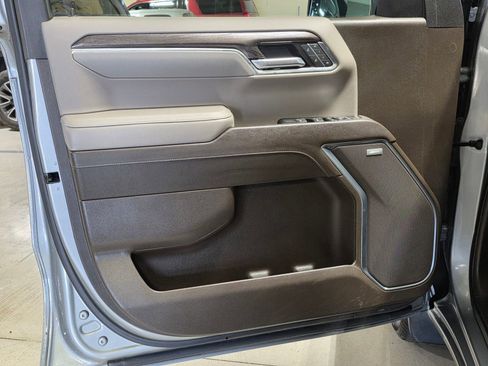 Used 2023 Chevrolet Silverado 1500 LTZ image 22