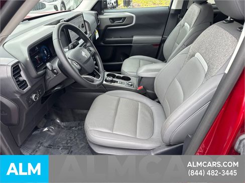 Used 2025 Ford Bronco Sport Badlands image 11