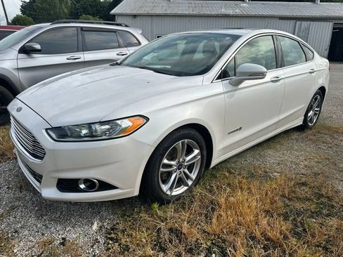 Used 2016 Ford Fusion Titanium FWD image 1
