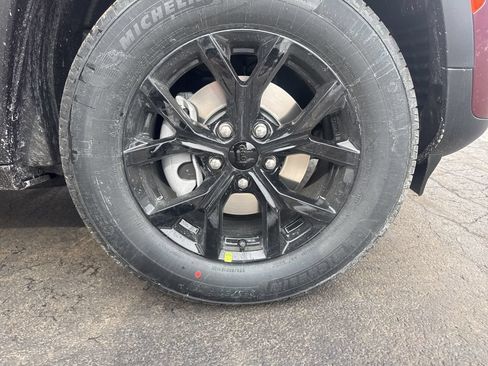 New 2026 Jeep Grand Cherokee Altitude AWD/4WD image 44