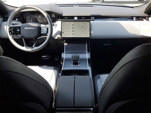 New 2026 Land Rover Range Rover Velar Dynamic SE image 29