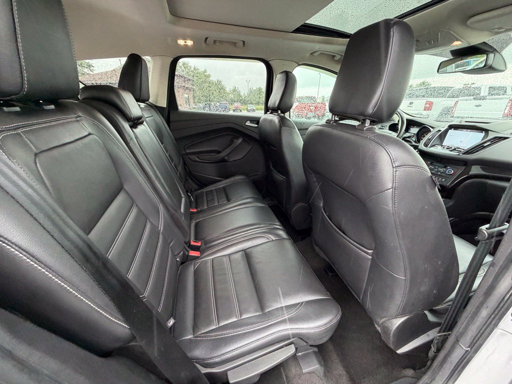 Used 2018 Ford Escape Titanium w/ Ford Safe & Smart Package AWD/4WD image 25