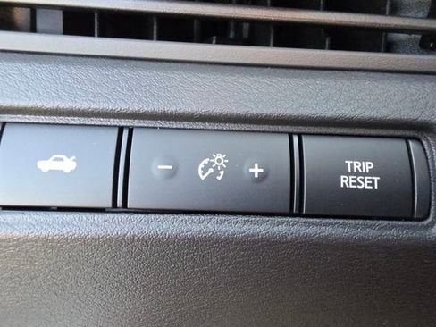 New 2025 Nissan Altima 2.5 SR w/ SR Premium Package image 17