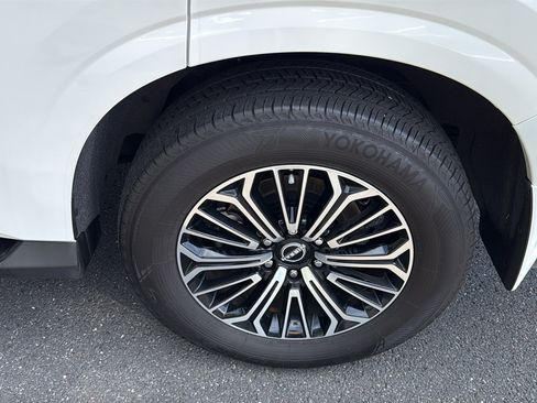Certified 2026 Nissan Armada Platinum AWD/4WD image 22