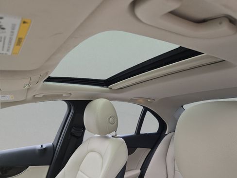 Used 2021 Mercedes-Benz C 300 Sedan image 14
