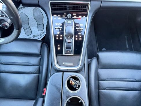 Used 2018 Porsche Panamera Turbo Sport Turismo w/ Sport Package AWD/4WD image 23