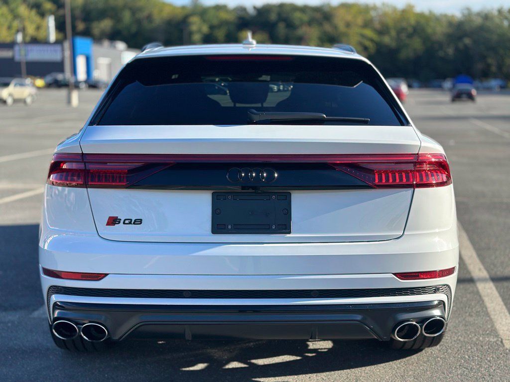 Used 2023 Audi SQ8 Premium Plus w/ Executive Package AWD/4WD image 5