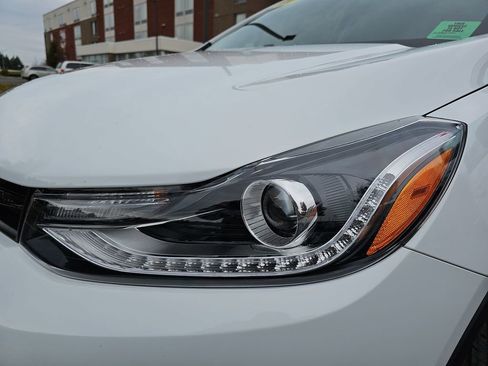 Used 2022 Chevrolet Trax LT w/ Redline Edition image 29