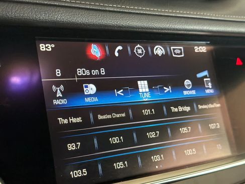 Used 2017 Cadillac XT5 FWD image 21