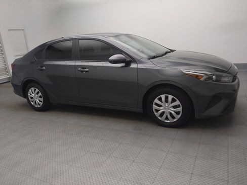 Used 2024 Kia Forte LX FWD image 11