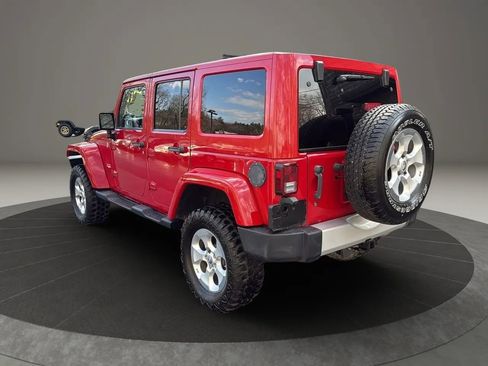 Used 2014 Jeep Wrangler Unlimited Sahara w/ Max Tow Package AWD/4WD image 7