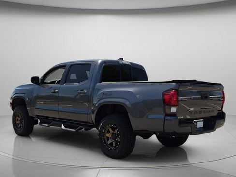 Used 2022 Toyota Tacoma SR w/ SR Convenience Package RWD image 6