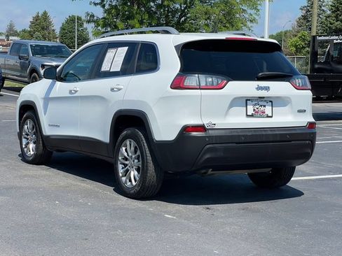 Used 2021 Jeep Cherokee Latitude Plus FWD image 9