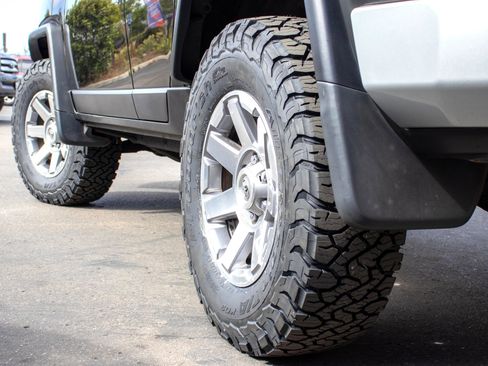 Used 2008 Toyota FJ Cruiser 4WD image 20