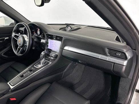 Certified 2017 Porsche 911 Carrera 4S image 34