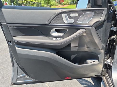 Certified 2025 Mercedes-Benz GLS 450 4MATIC image 14