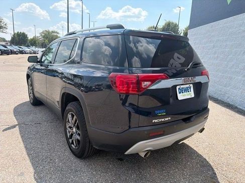 Used 2017 GMC Acadia SLT FWD image 3