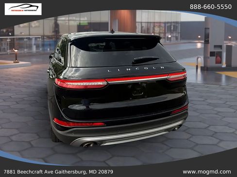 Used 2022 Lincoln Corsair AWD w/ Premium Package image 6