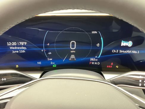 New 2025 Cadillac Lyriq Luxury image 15