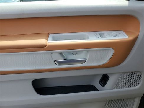 New 2025 Volkswagen ID. Buzz 1st Edition image 21