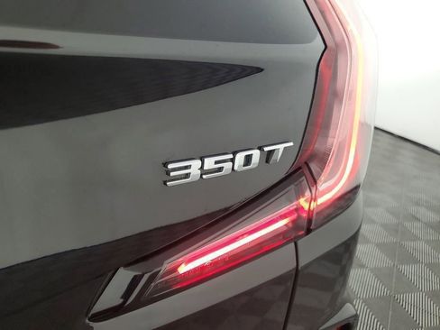 Used 2024 Cadillac XT4 Sport image 31