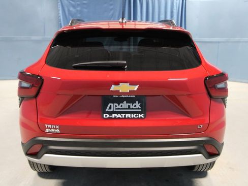 Used 2026 Chevrolet Trax LT w/ Driver Confidence Package image 27