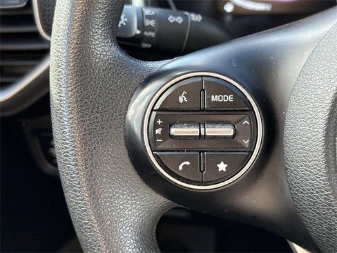 Certified 2023 Kia Soul LX w/ LX Technology Package image 24