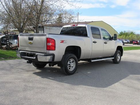 Used 2009 Chevrolet Silverado 2500 W/T AWD/4WD image 6