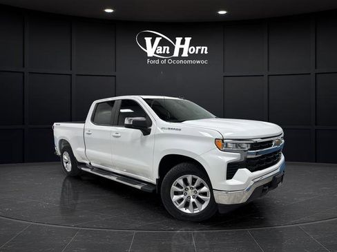 Used 2025 Chevrolet Silverado 1500 LT w/ Work Truck Package AWD/4WD image 1