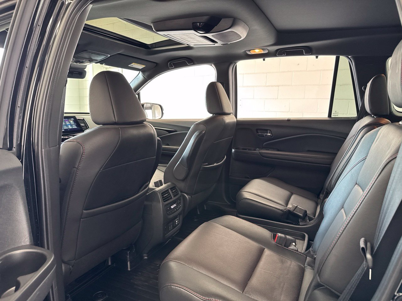 Used 2021 Honda Pilot Black Edition image 42