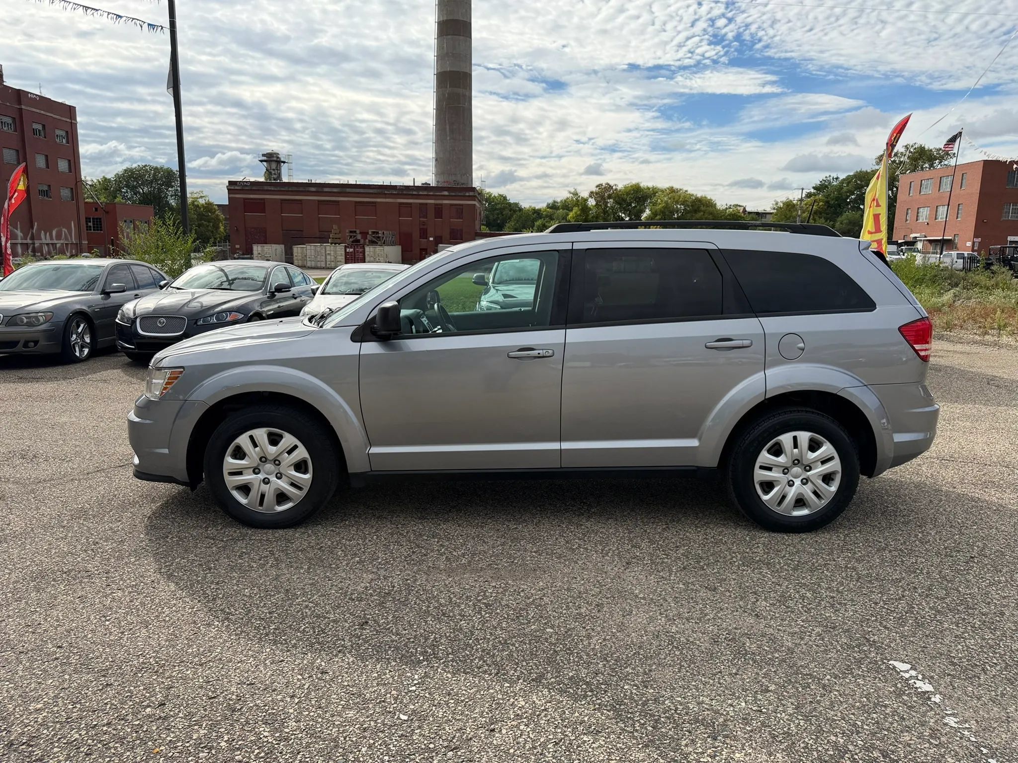 Used 2018 Dodge Journey SE FWD image 3