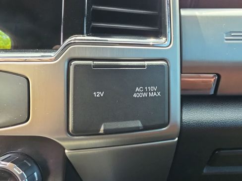 Used 2022 Ford F350 Platinum w/ FX4 Off-Road Package AWD/4WD image 34