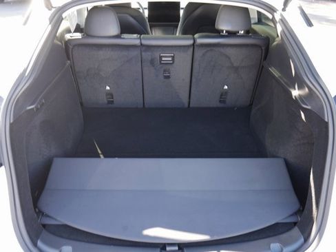 Used 2025 Tesla Model Y Long Range image 11