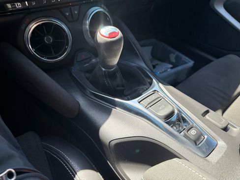 Used 2019 Chevrolet Camaro SS RWD image 19