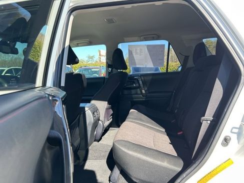 Used 2022 Toyota 4Runner TRD Off-Road image 15