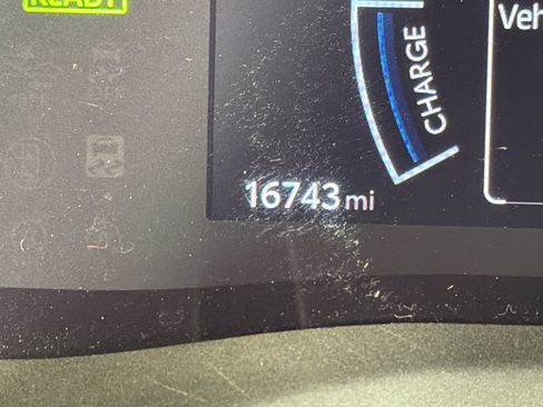 Used 2026 Toyota Camry LE image 27