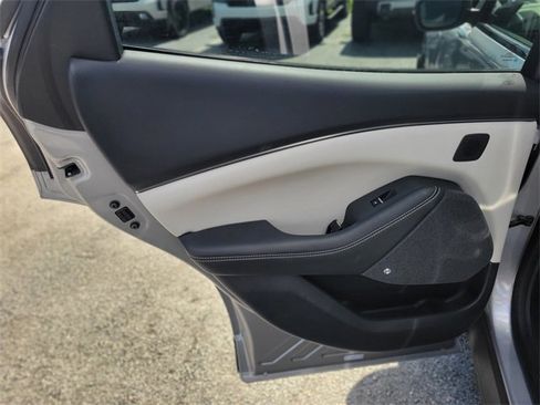 Used 2021 Ford Mustang Mach-E Premium image 14