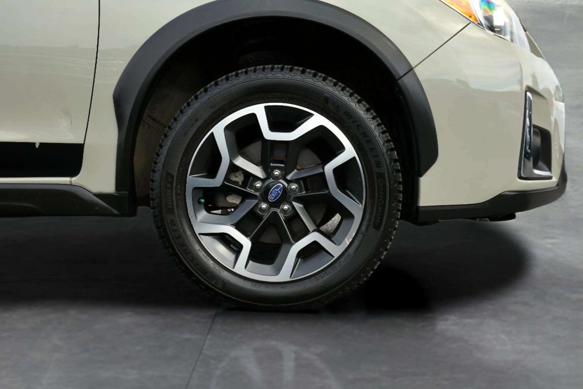 Used 2016 Subaru Crosstrek 2.0i AWD/4WD image 9