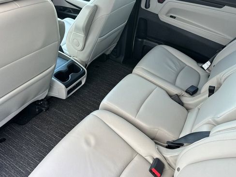 Used 2025 Honda Odyssey EX-L image 11