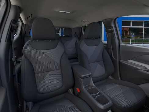 New 2027 Chevrolet Bolt LT w/ Comfort Package image 40