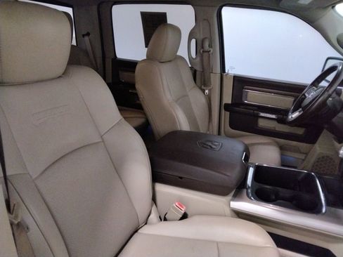 Used 2017 RAM 1500 Laramie w/ Convenience Group image 41