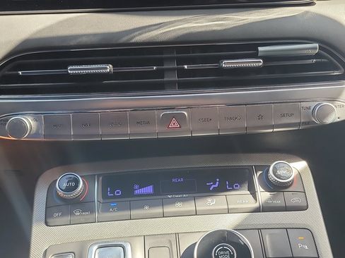 Used 2022 Hyundai Palisade Calligraphy FWD image 25