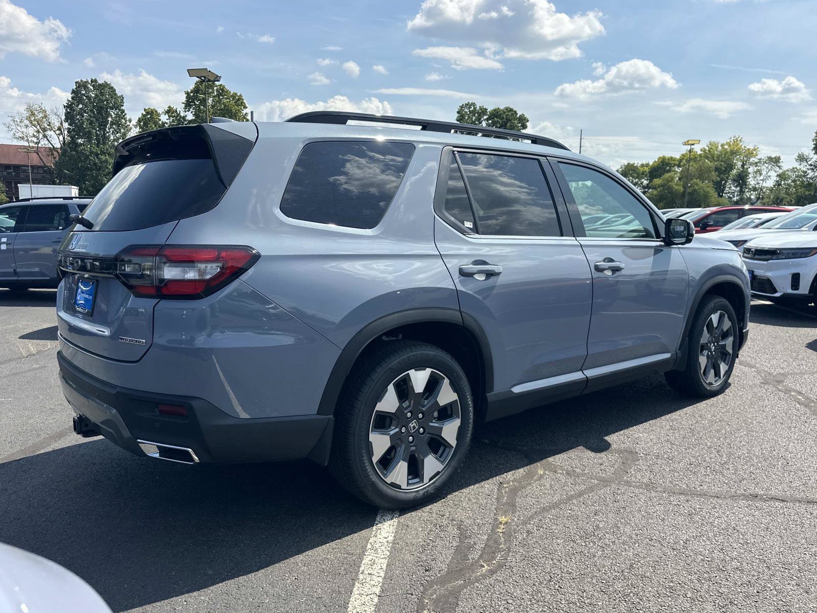 New 2026 Honda Pilot Touring image 2