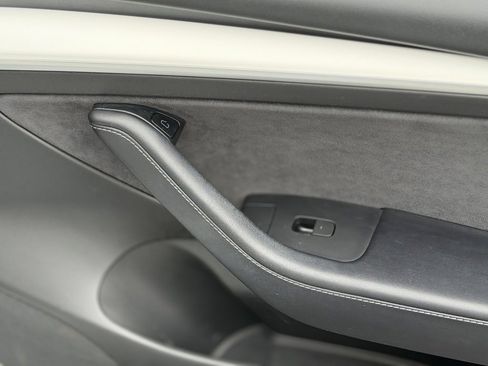 Used 2022 Tesla Model 3 Long Range image 37